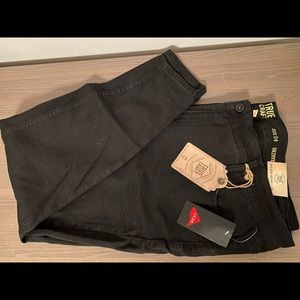 True Craft Mid Rise Skinny Jeans NWT Size 24